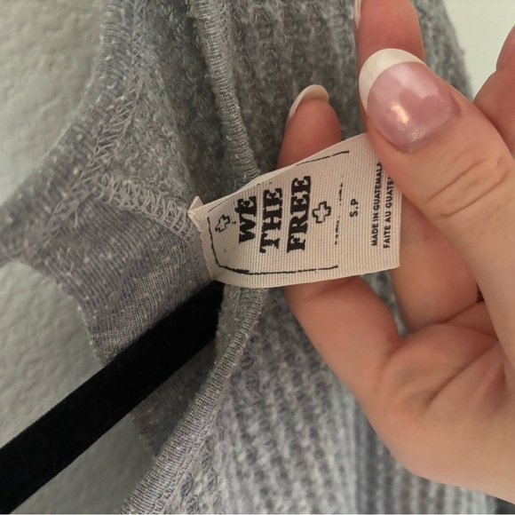 Free People We The Free Thermal Cropped Top with open back in size small - Picture 5 of 9